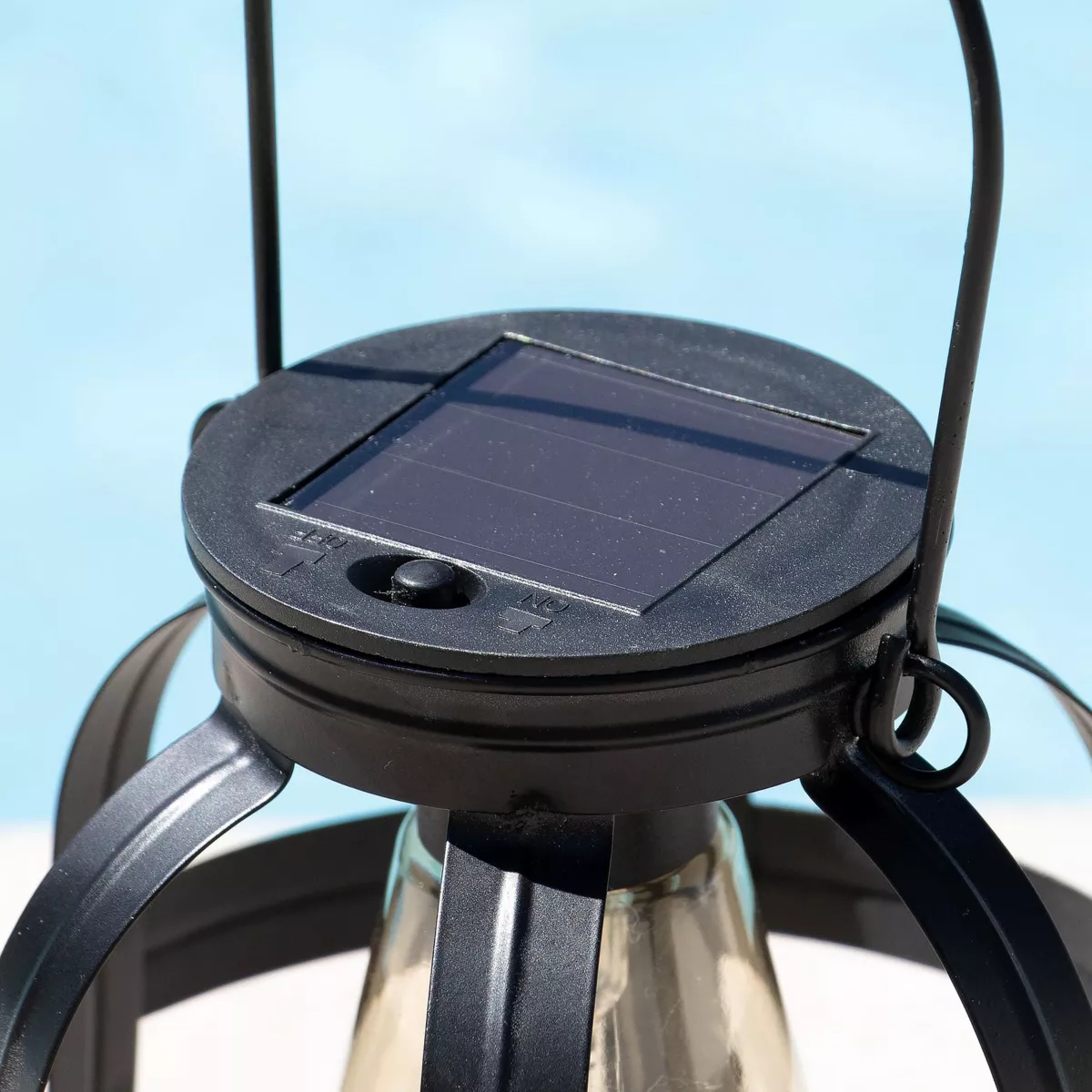 Lanterne solaire à LED  Julia - Noir 2