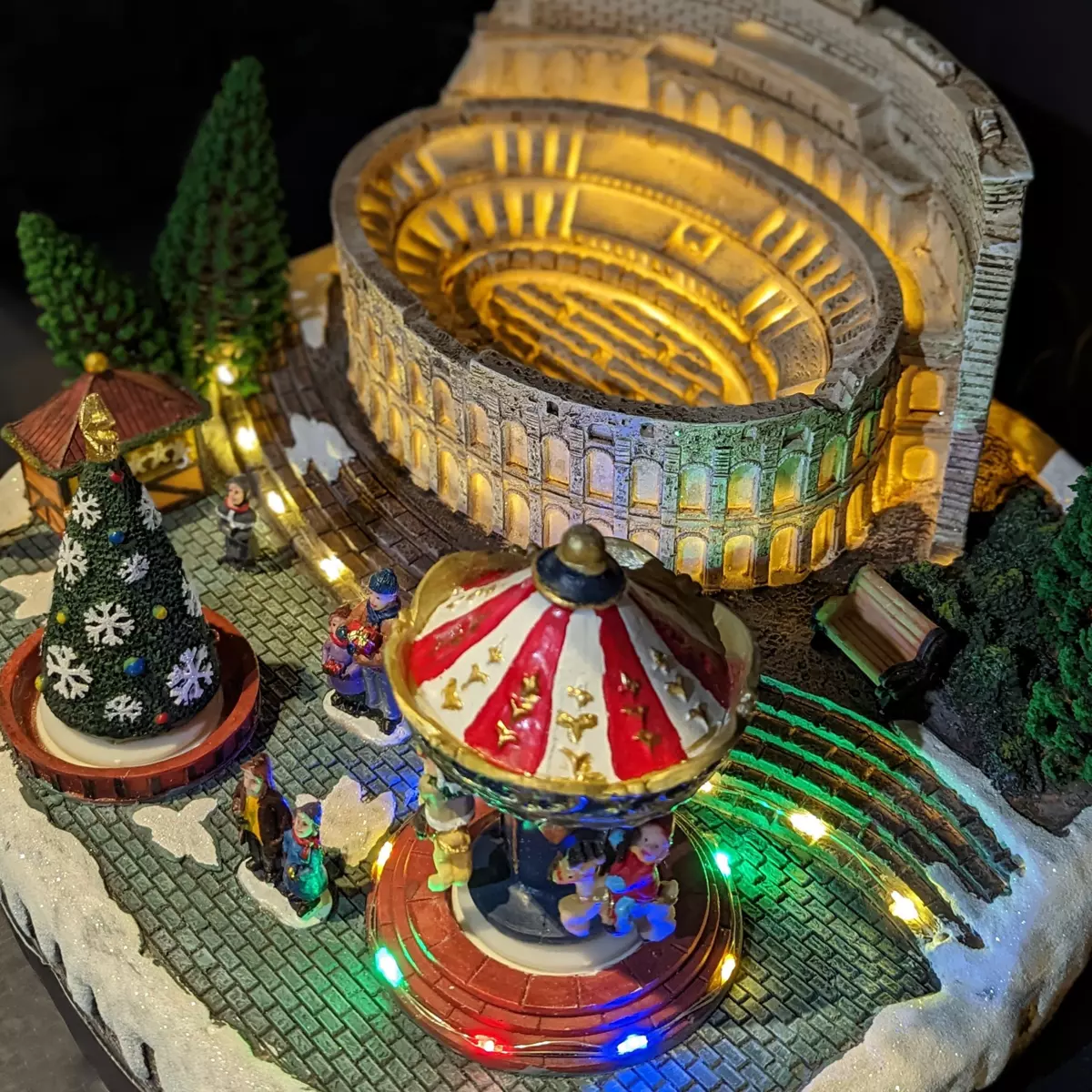 Village de Noël lumineux et musical Rome 6