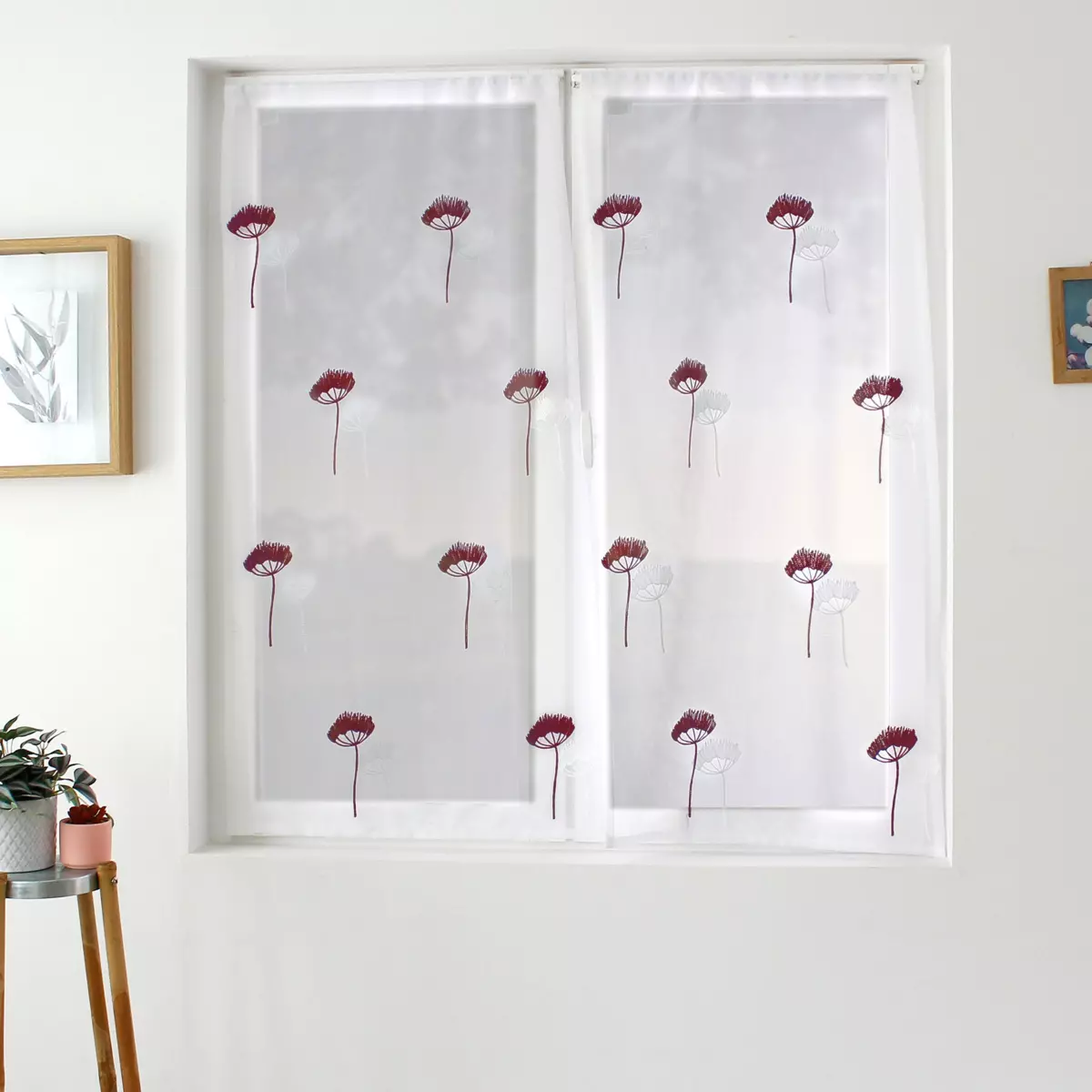 Paire de voilages brodés (60 x 90 cm) Cosmos Bordeaux 1