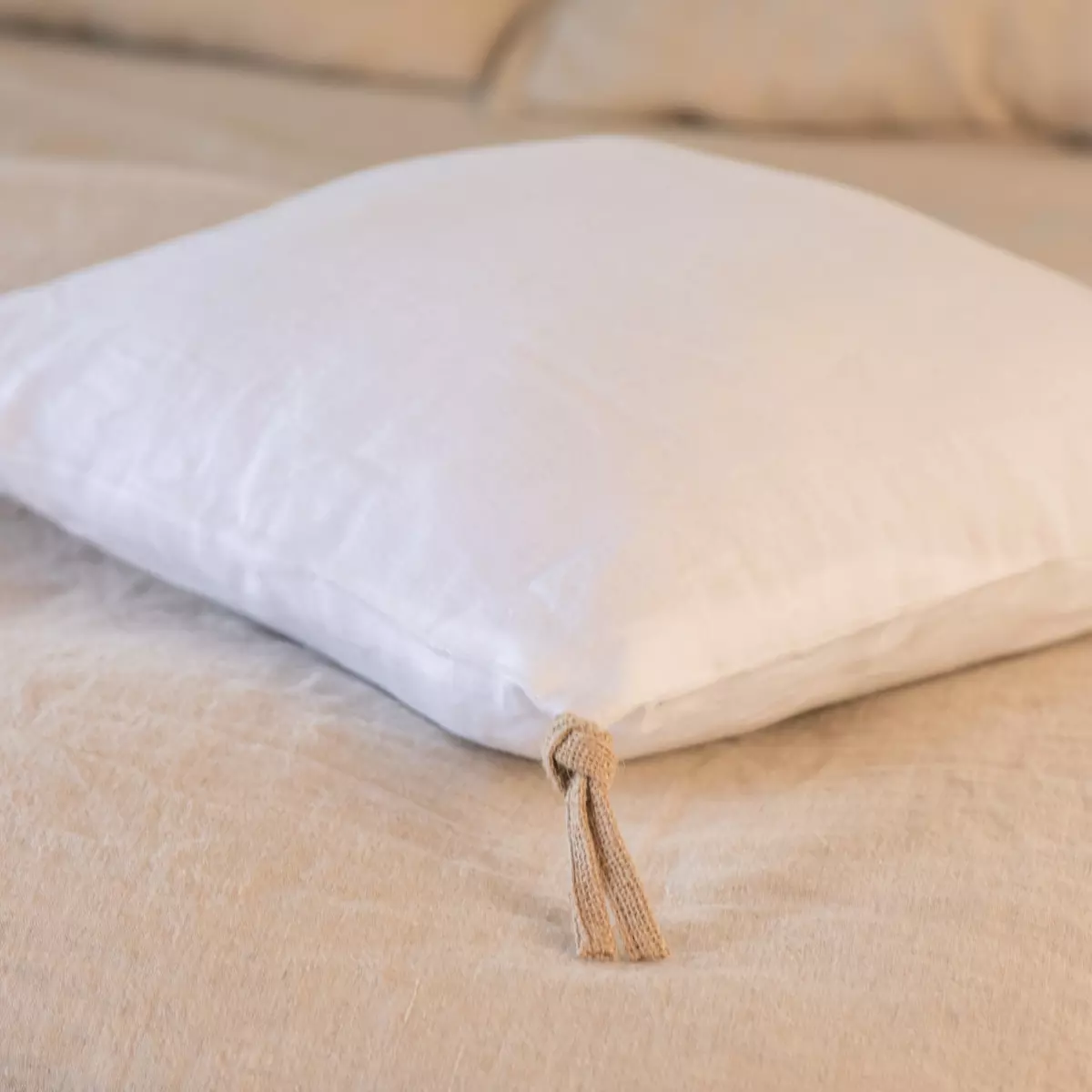 Cuscino quadrato lino lavato (45 cm) Louise Bianco