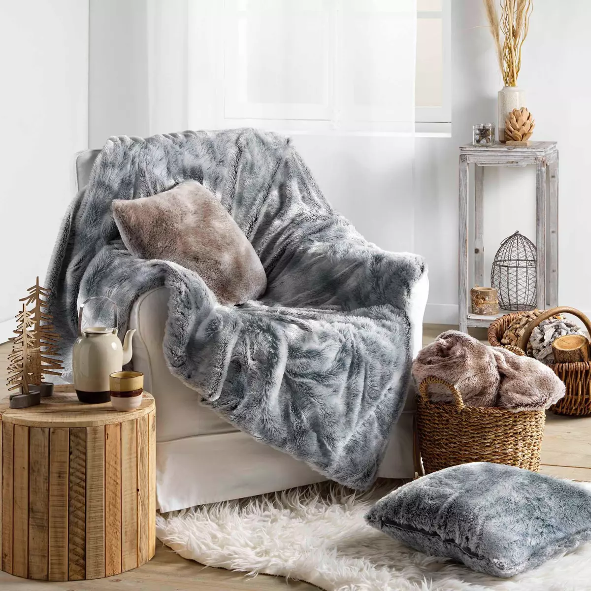 Plaid fausse fourrure (220 cm) Antartic Gris 1