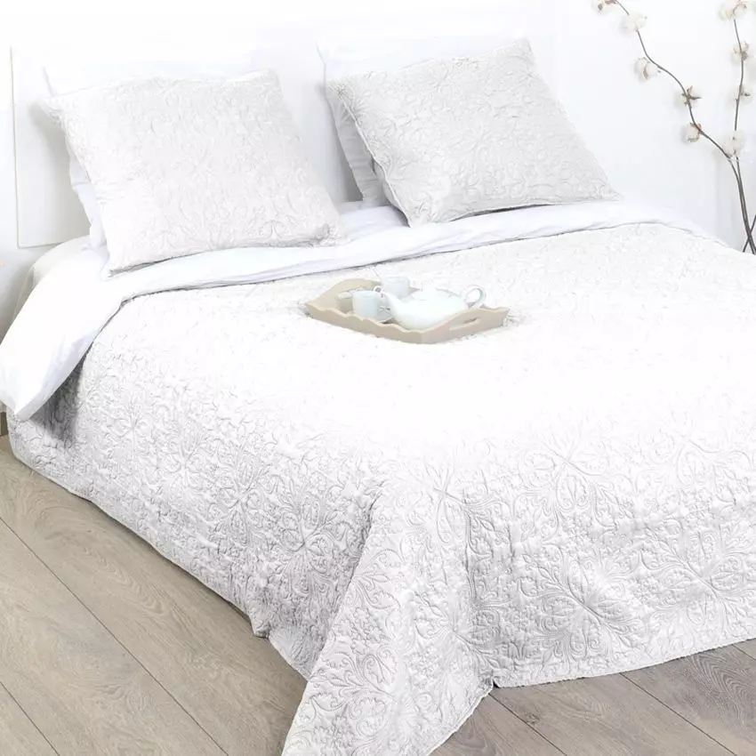 Colcha  y fundas para almohadas (240 x 260 cm) Arabesca Marfíl 2