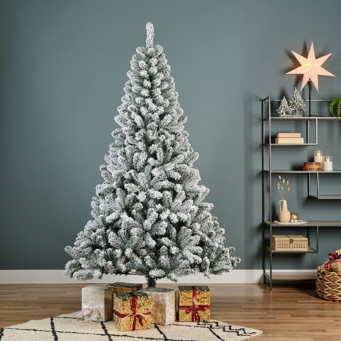 Sapin artificiel de Noël King H150 cm Vert enneigé 1