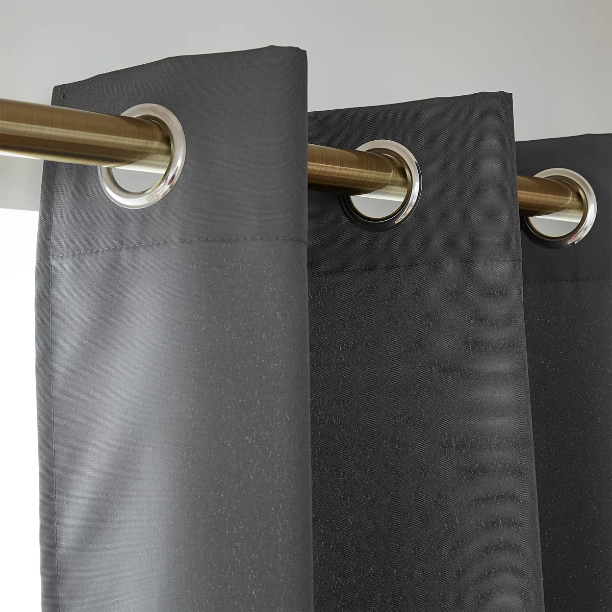 EM RIDEAU A OEILLETS 140 x 240 CM POLYESTER UNI THERMIQUE SUMMIT ANTHRACITE