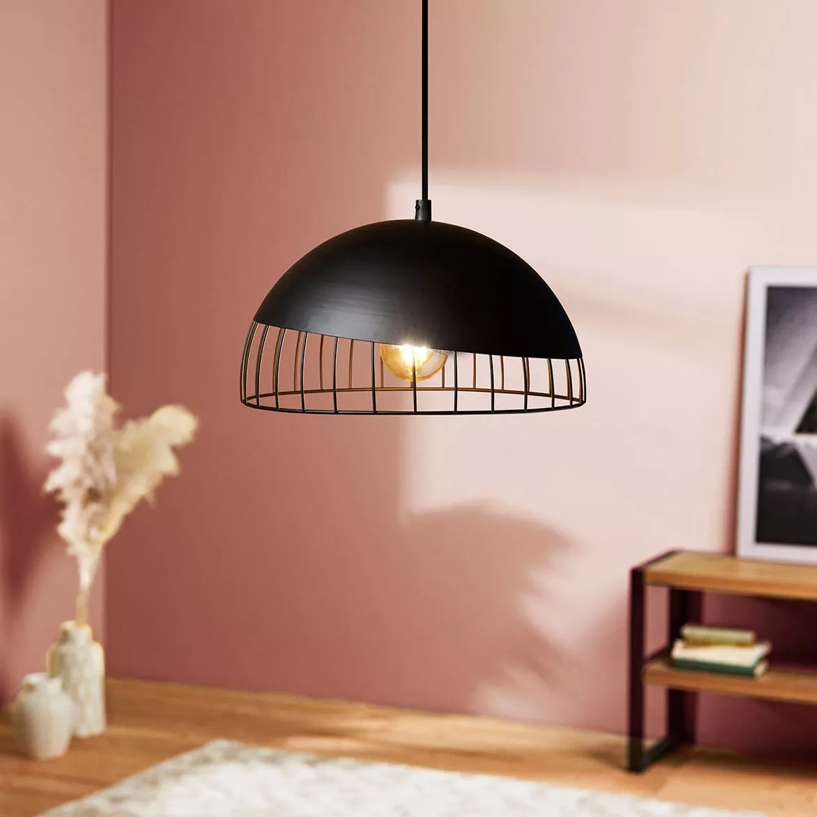 SUSPENSION MƒTAL COLISEE NOIRE Dim : D29.5xH25cm