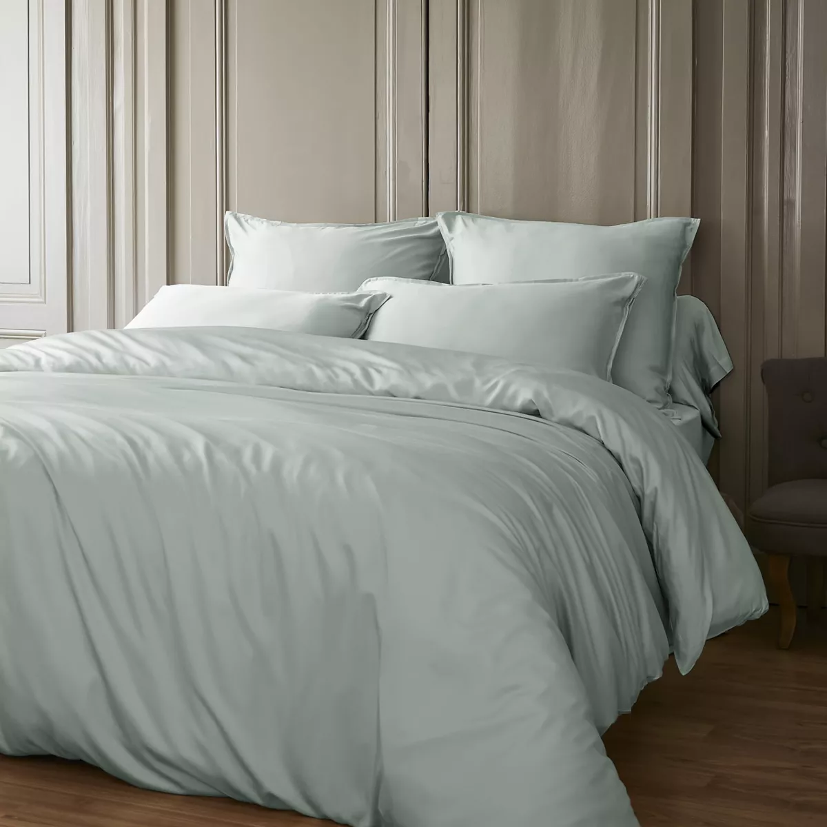 Drap housse satin de bambou (160 x 200 cm) Salomé Vert eucalyptus