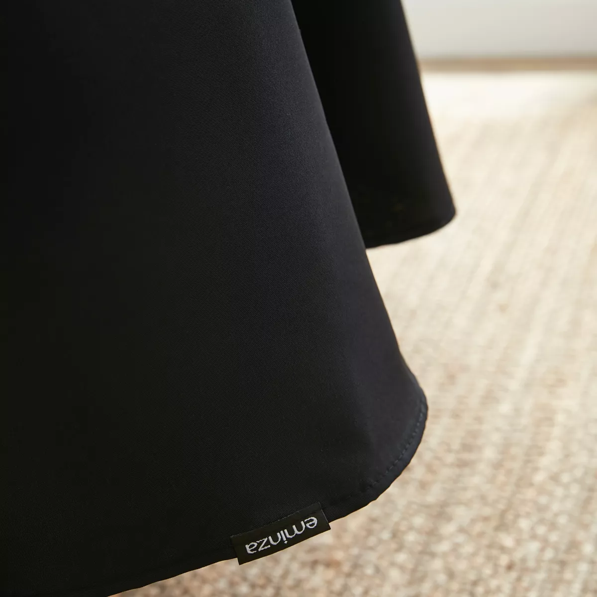 Nappe ronde anti tache (180 cm) Elise Blanche