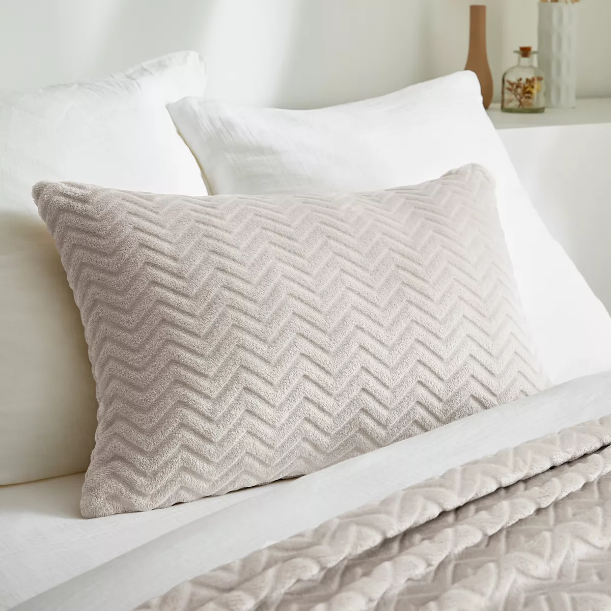 Coussin rectangulaire flanelle (40 x 60 cm) Zag Beige