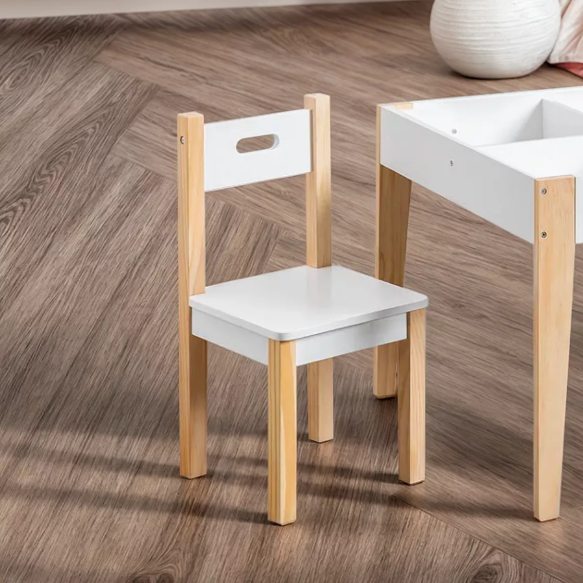 Tavolo e 2 sedie per bambini in legno con lavagna (H49,5 cm) Charlie Bianco