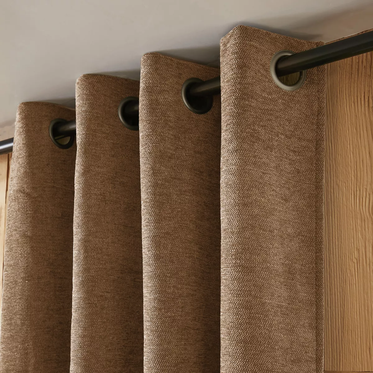 Tenda oscurante isolante Total Blackout (140 x 240 cm) Magnus Camel