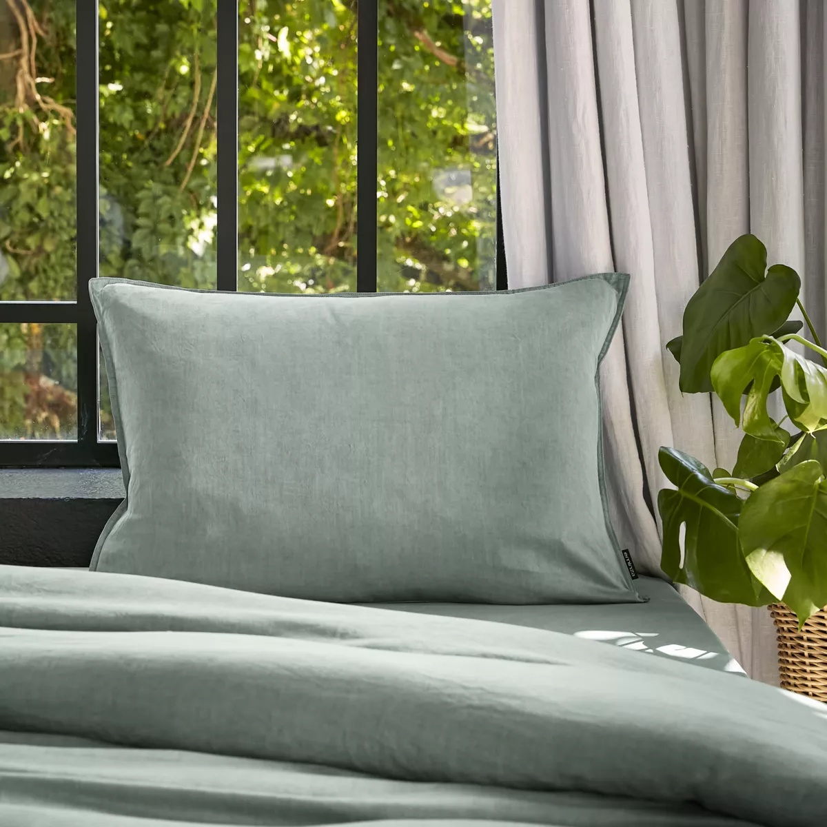 Taie d'oreiller rectangulaire lyocell Tencel™ lavé (50 x 80 cm) Olivia Vert eucalyptus