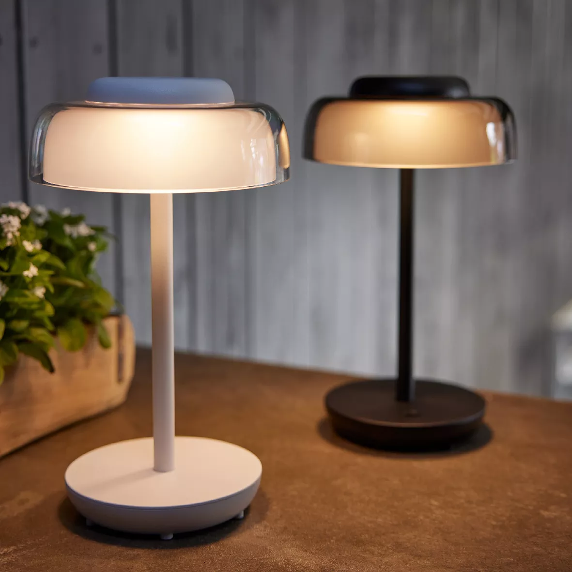 1 LED lampe de table rechargeable extŽrieur dia18-H28cm-18L blanc/blanc chaud