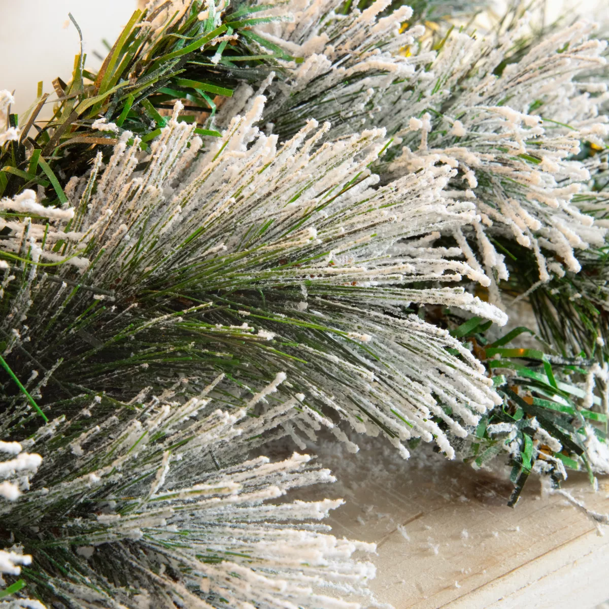 Ghirlanda luminosa di abete (180 cm - D25) Edmonton Verde innevato e bianco caldo