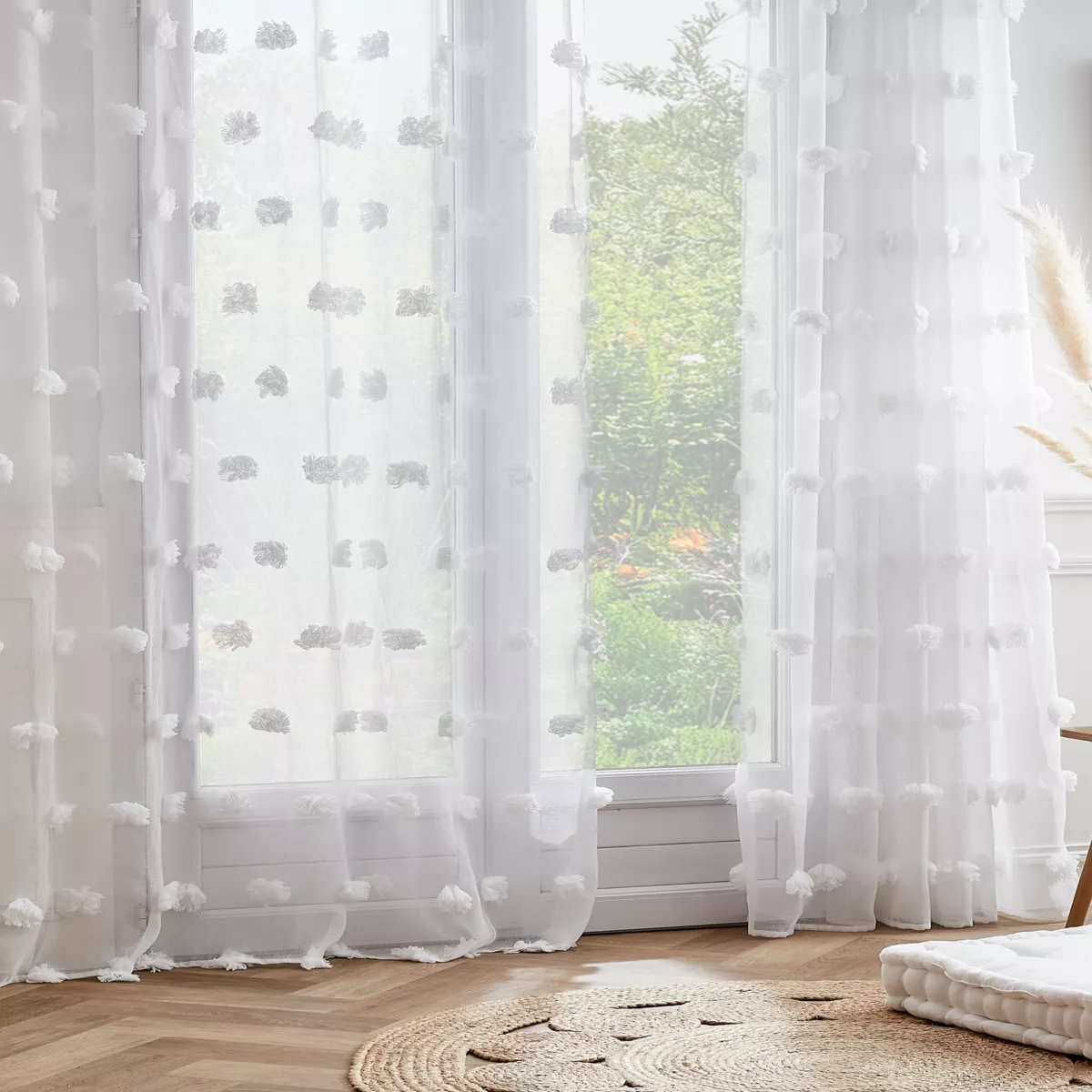 Gardine mit Ösen & Pompons (180 x 240 cm) Suzie Weiß