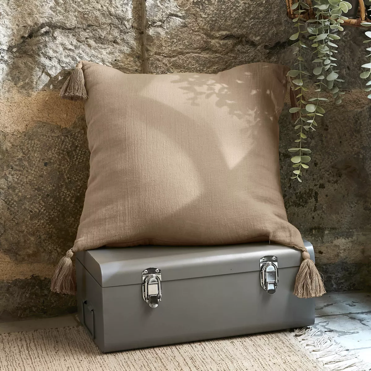 EM - Coussin dŽhoussable avec pompons 40 x 40 cm Gaze de coton unie GAìA Ficelle