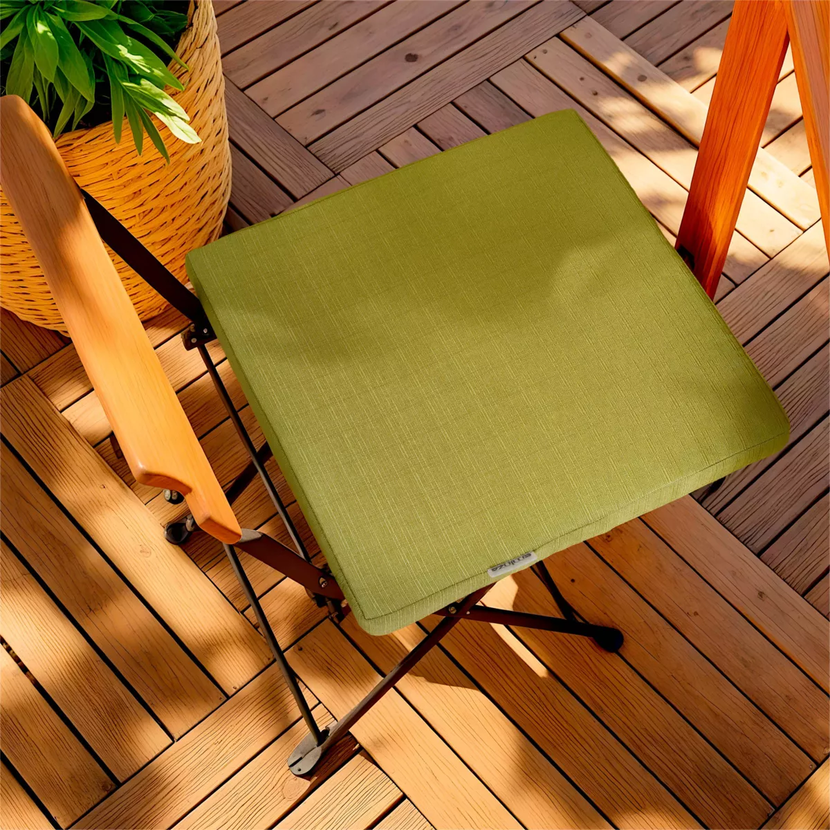 EM - Assise matelassŽe carrŽe dŽhoussable 40 x 40 cm Polyester uni SUNSET Vert olive