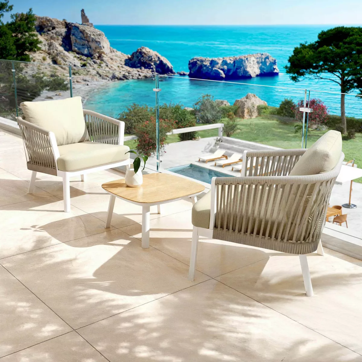 SALON DE JARDIN AMALFI 2 PLACES STRUCTURE BLANC ET COUSSINS BEIGE