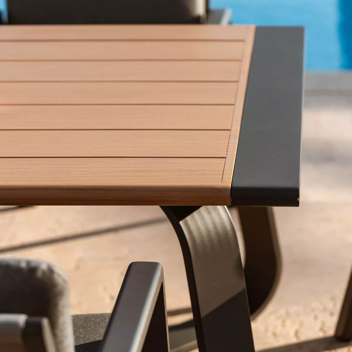 Mesa de jardín rectangular de aluminio 10 plazas (240 x 100 cm) Long Beach Gris antracita