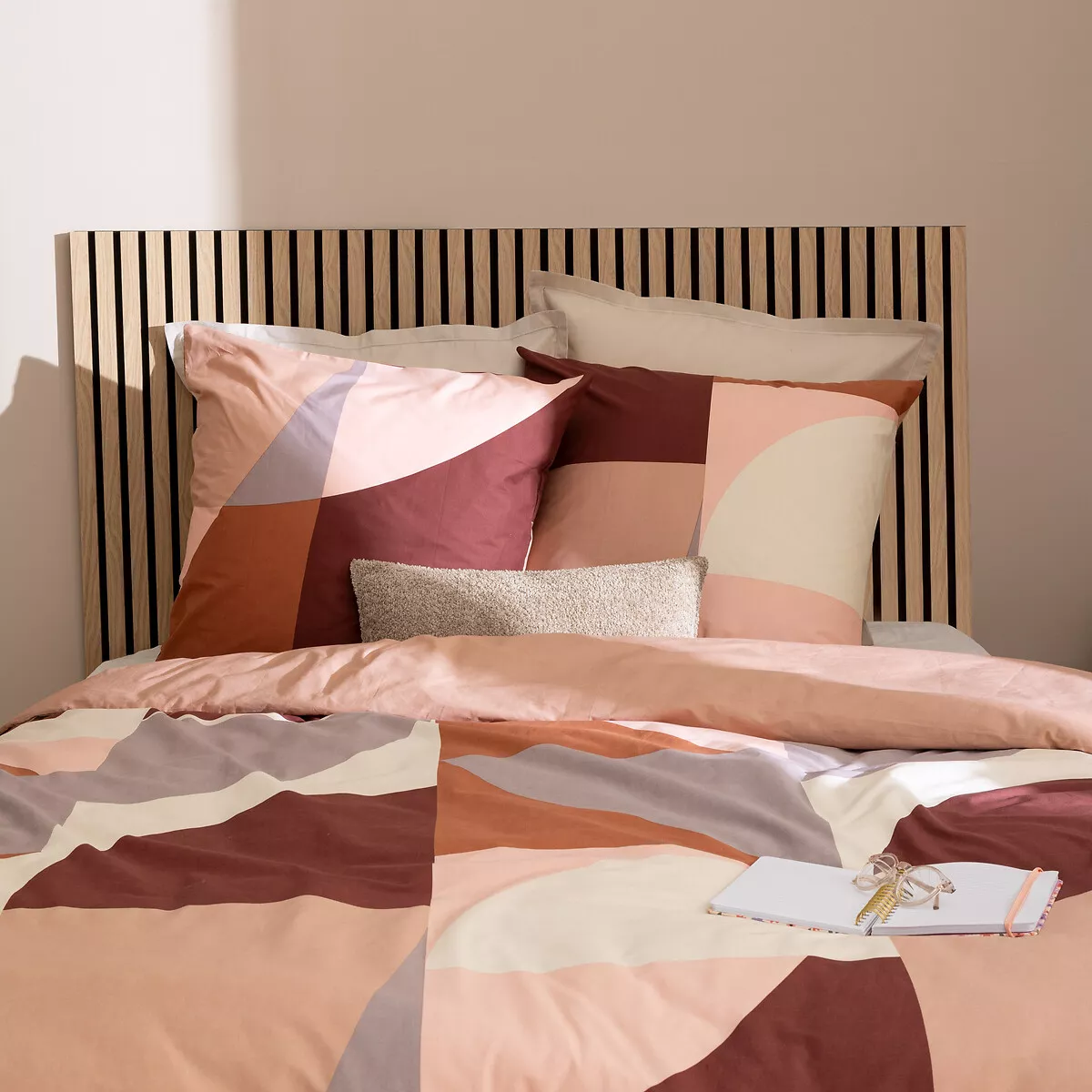 Housse de couette et deux taies percale de coton (260 x 240 cm) Tatia Terracotta