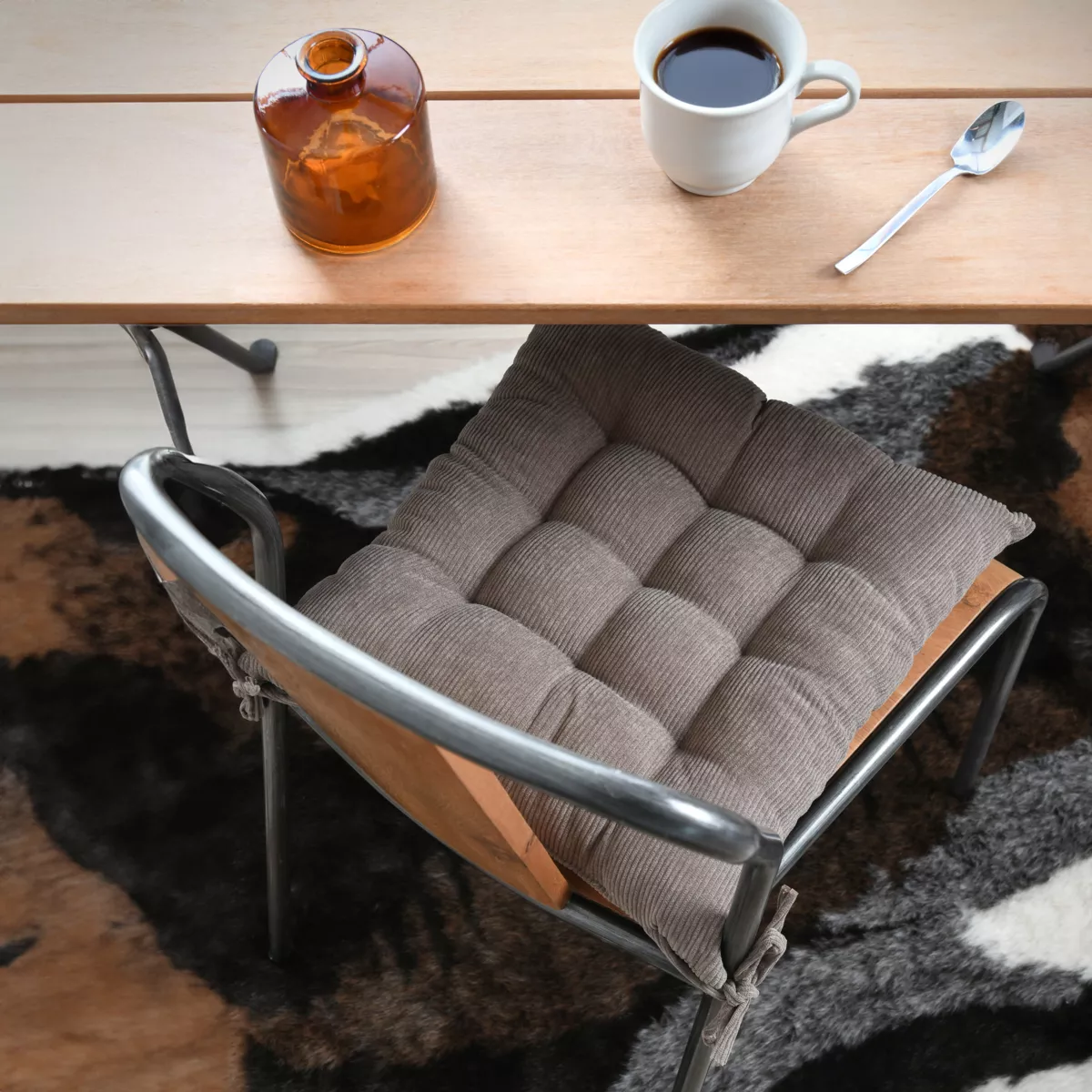 Cojín de silla cuadrado de terciopelo (38 x 38 cm) Dandy Taupe