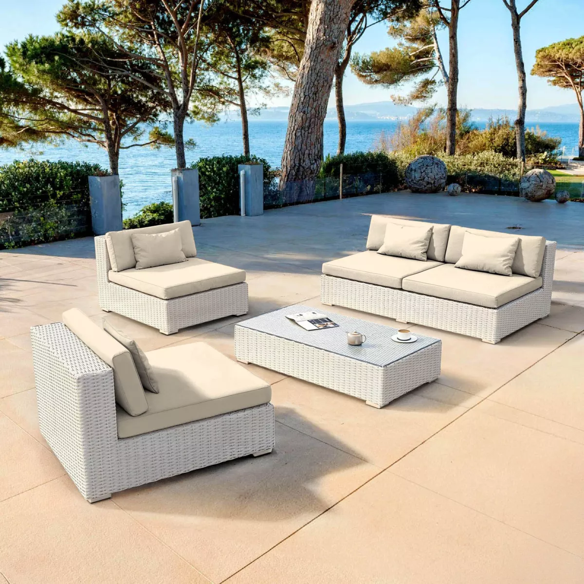 Salotto da giardino in resina intrecciata 4 posti 4 pezzi Palma Bianco e beige