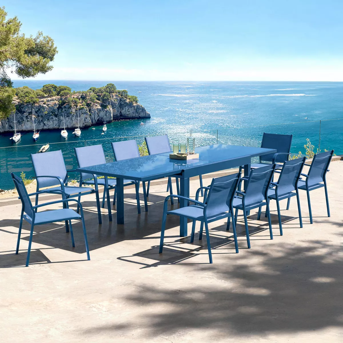 Table de jardin extensible en verre 10 places (135/270 x 90 cm) Murano Bleu