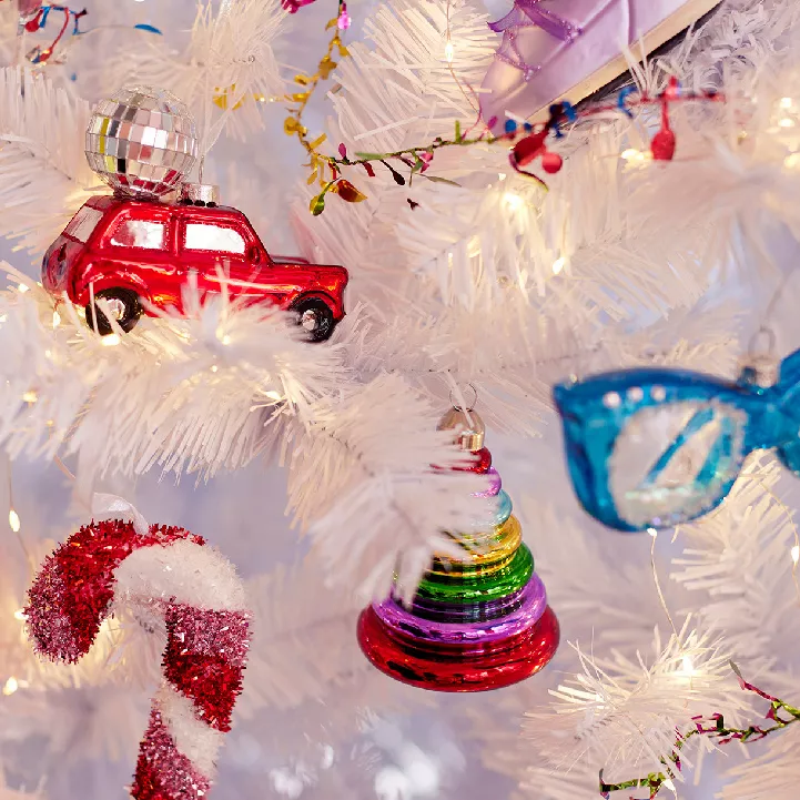 Set di 12 alberi di Natale in vetro da appendere (H10 cm) Natale allegro Multicolore