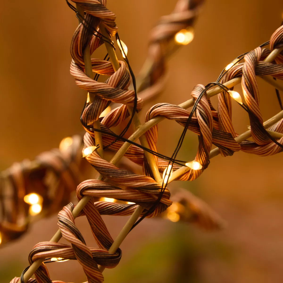 Renne lumineux 630 Led (H88 cm) Dan résine tressée Brun et Blanc chaud