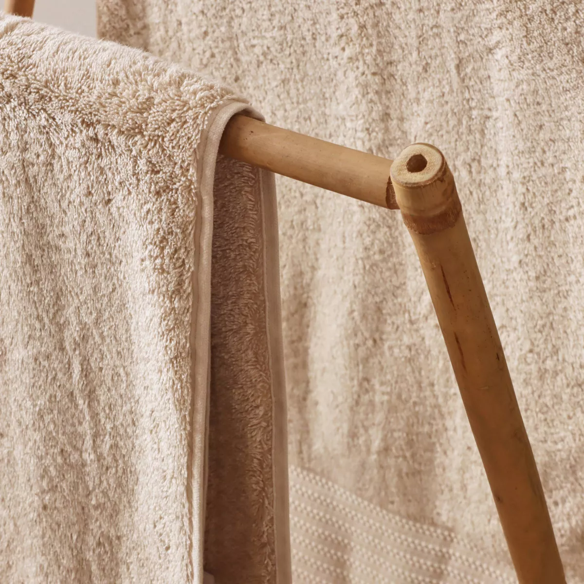 Toallero plegable de caña de bambú 2 barras (H86 cm) Hanoi