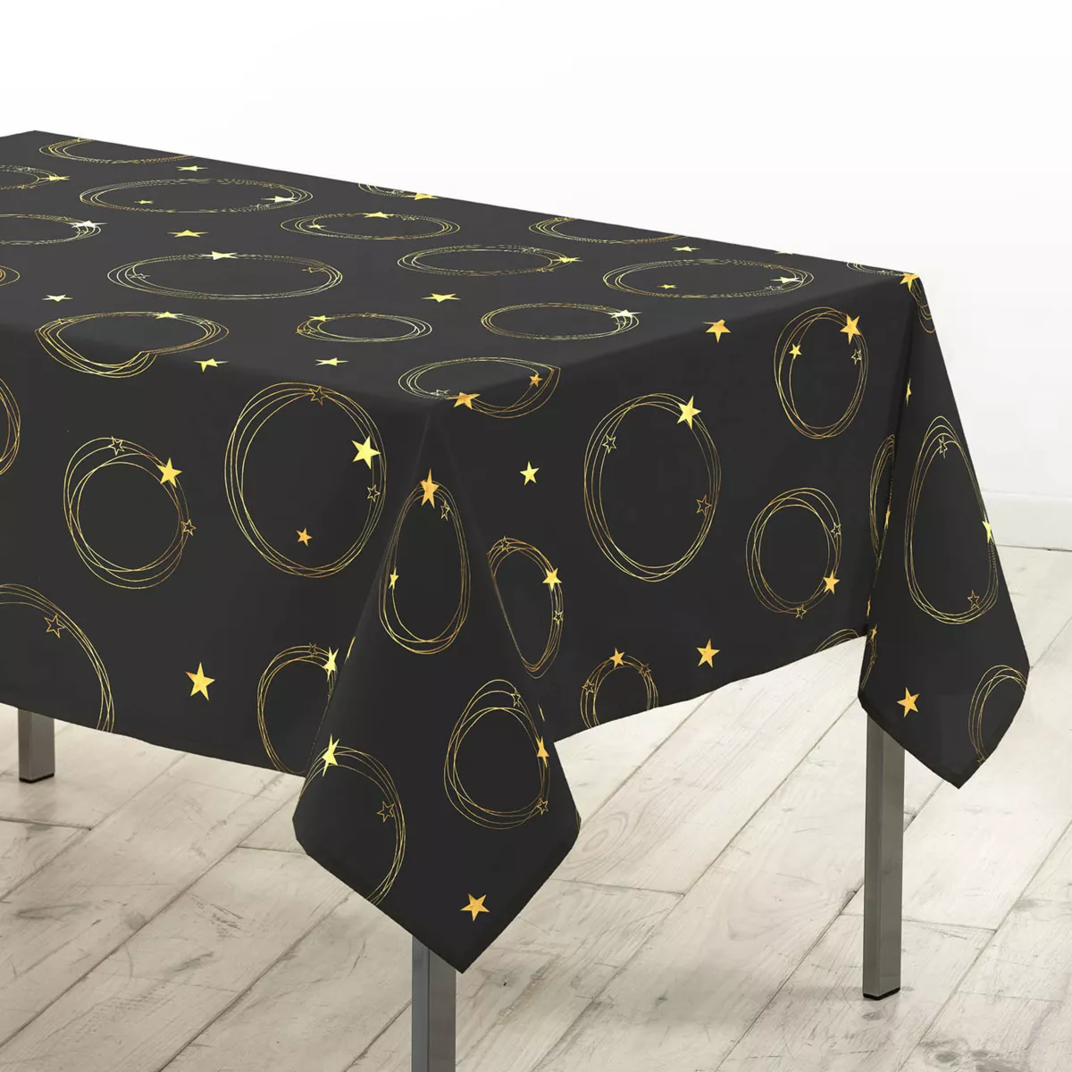 NAPPE RECTANGLE 150 x 240 CM POLYESTER IMPRIME METALLISE STAR NOIR/OR