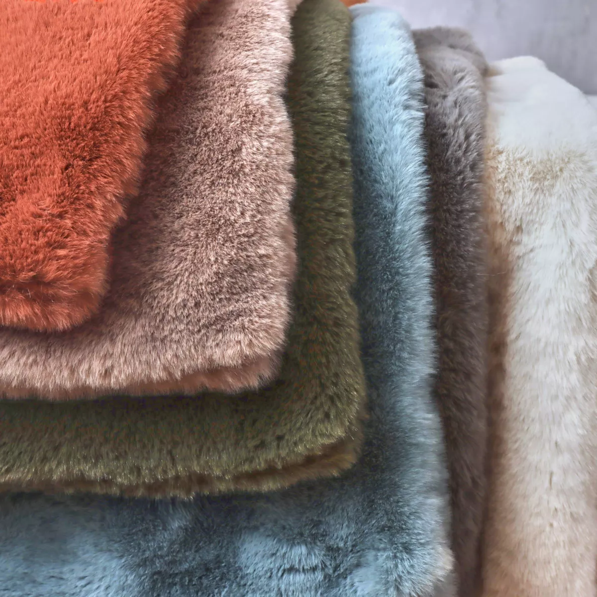 Coussin rectangulaire fausse fourrure (40 x 60 cm) Finn Blanc