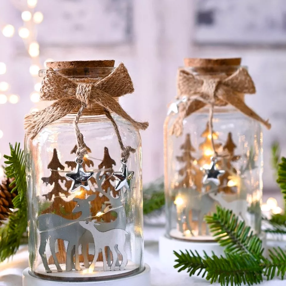 Campana luminosa a pile con 10 LED (H17 cm) Magia di Natale