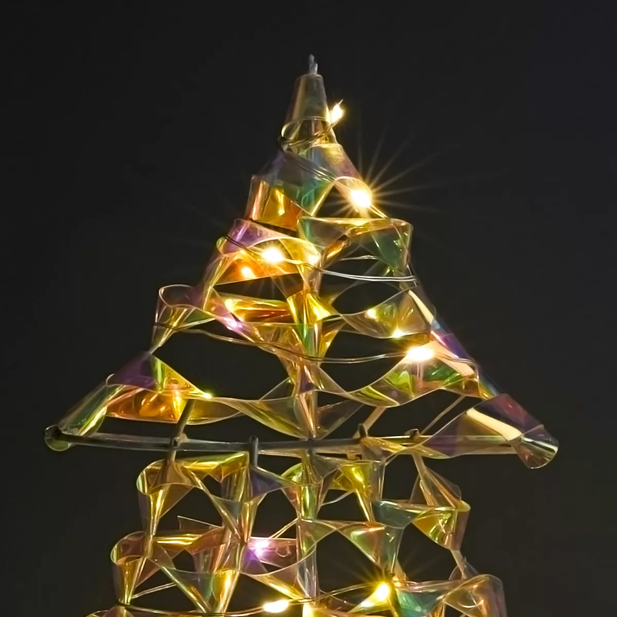 Sapin lumineux à piles 30 LED (H40 cm) Christmas Irisé et blanc chaud