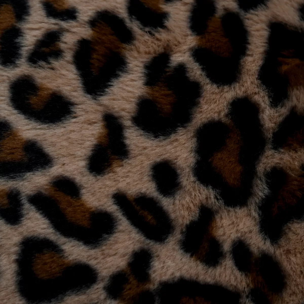 Plaid fausse fourrure léopard (130 x 160 cm) Fauves Camel