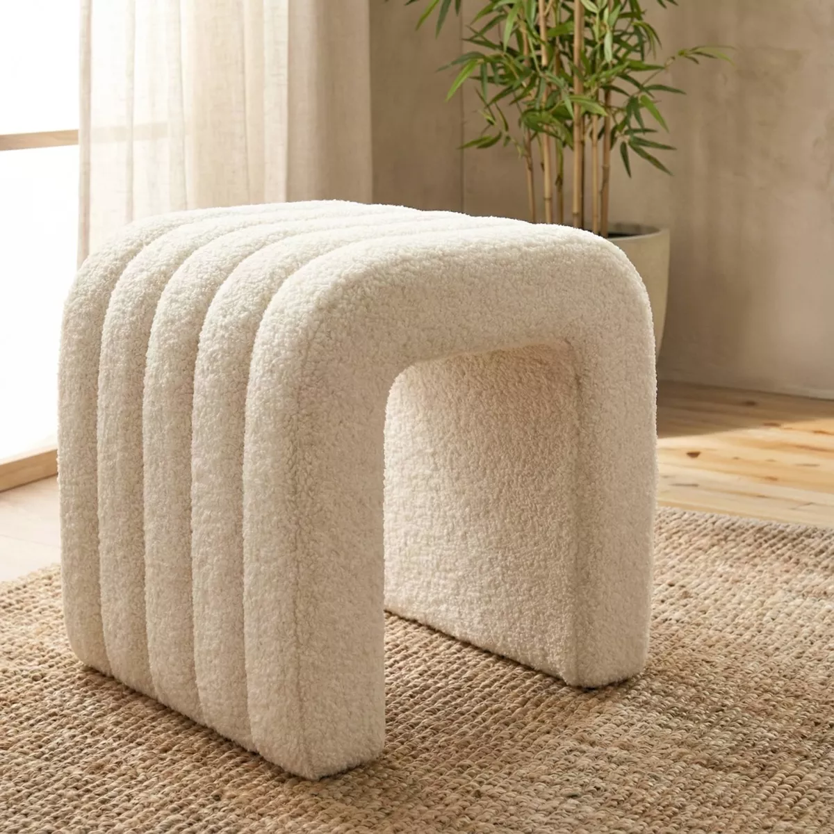Pouf in bouclé (H45 cm) Voltra Beige
