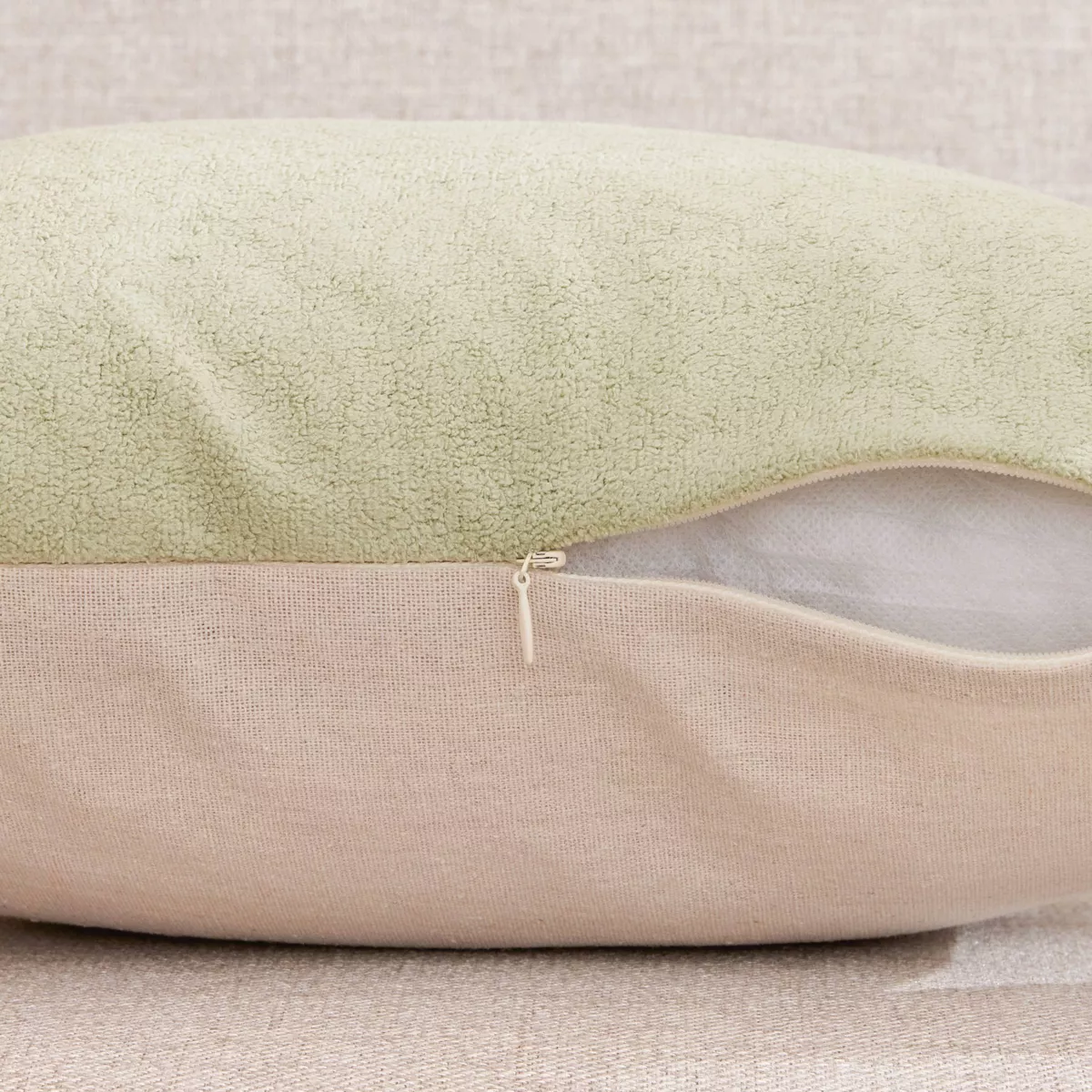 Cuscino rettangolare in bouclé (30 x 50 cm) Ava Verde rosmarino