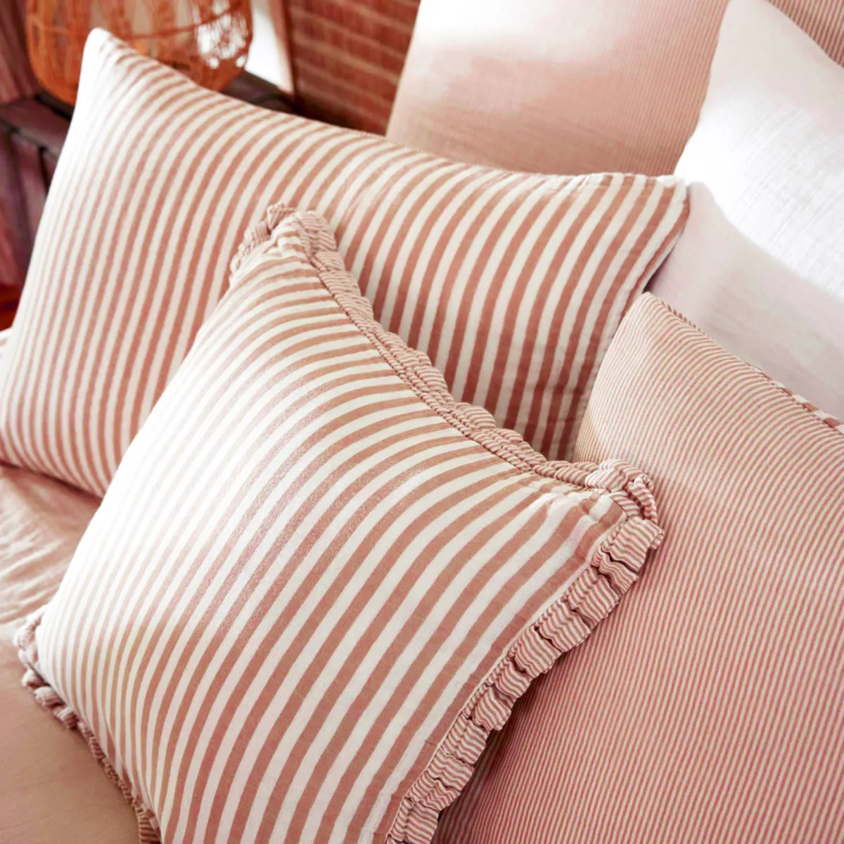 EM - Taie d'oreiller 60 x 60 cm Gaze de coton tissŽe teinte GAìA RAYURES Abricot