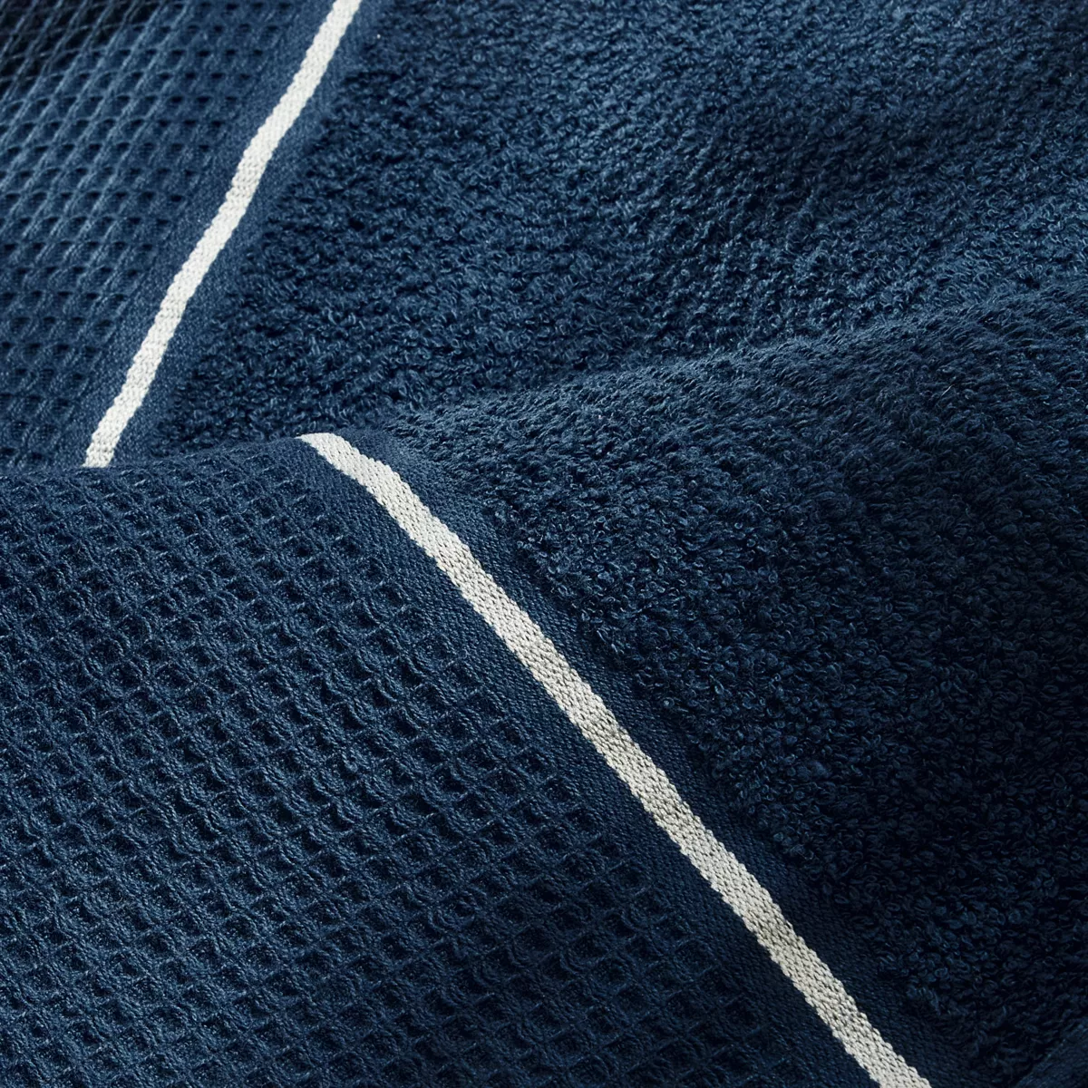 Lot de serviettes de bain 50x90 cm + 70x130 cm + 1 gant de toilette Japandi Bleu marine et argent