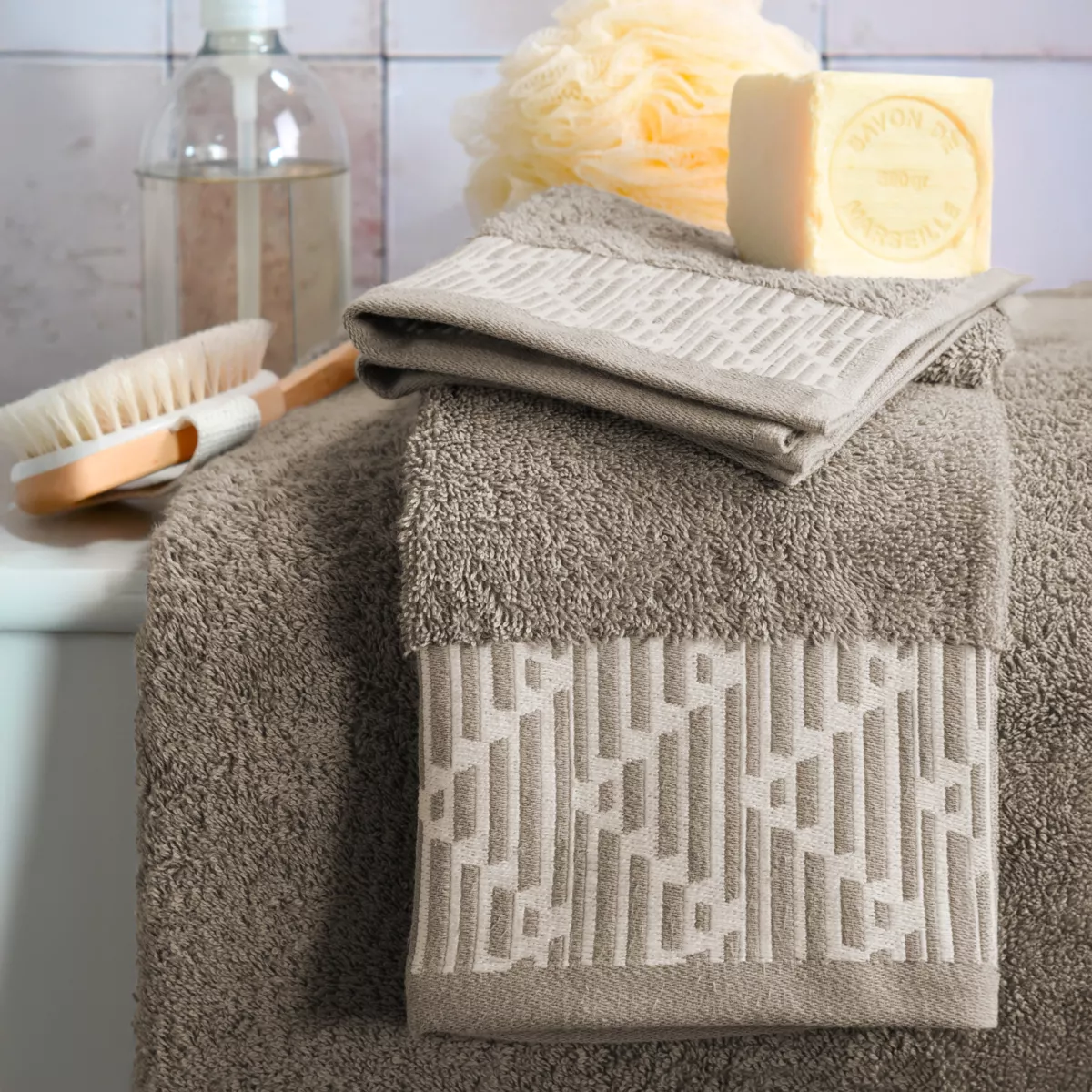 DRAP DE DOUCHE TULI TAUPE 70X140 CM