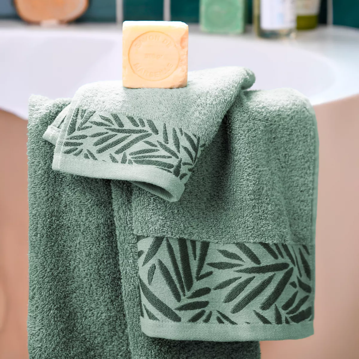 Badhanddoek katoen (30 x 50 cm) Sora Amandelgroen