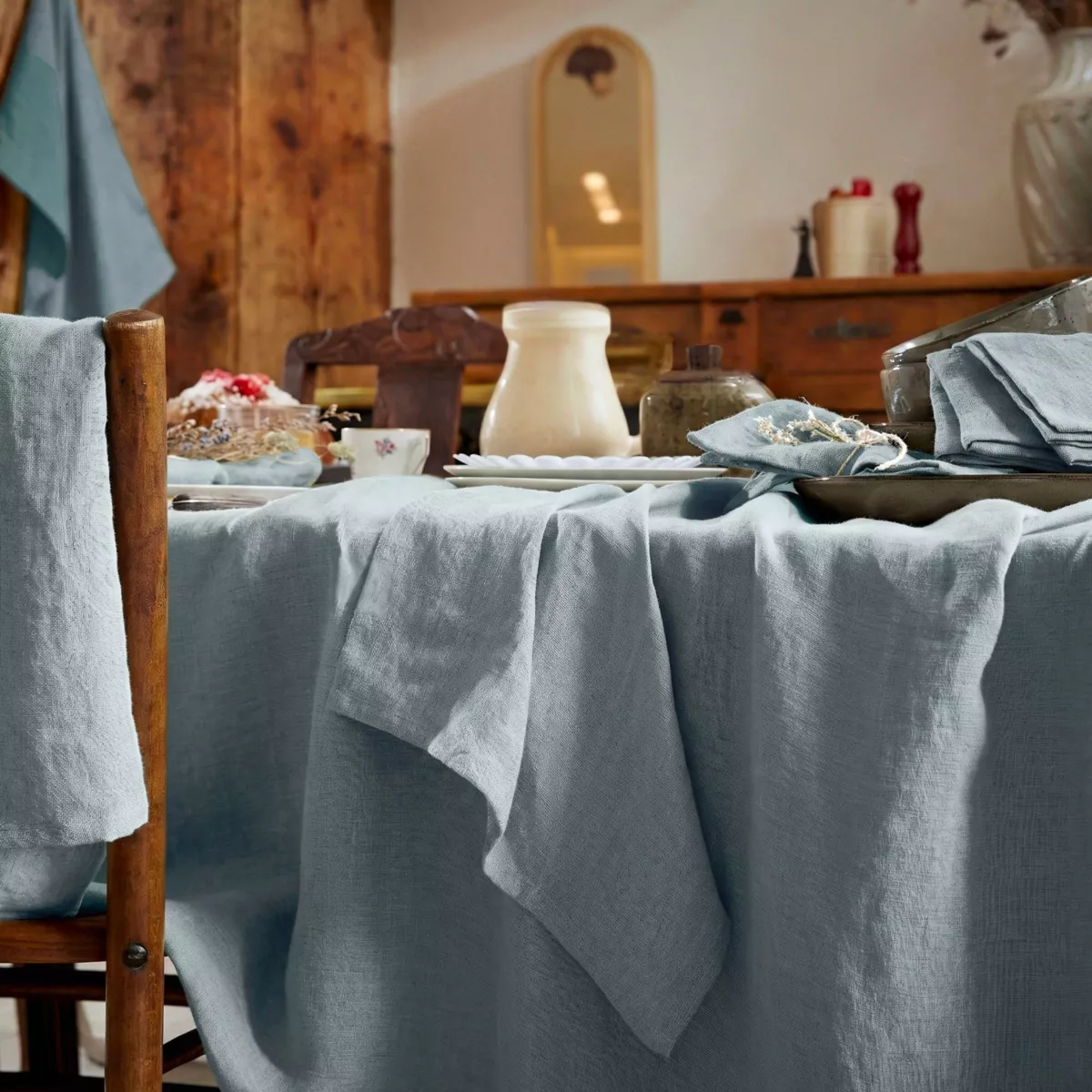 Nappe rectangulaire lin lavé (170 x 350 cm) Louise Bleu Azur