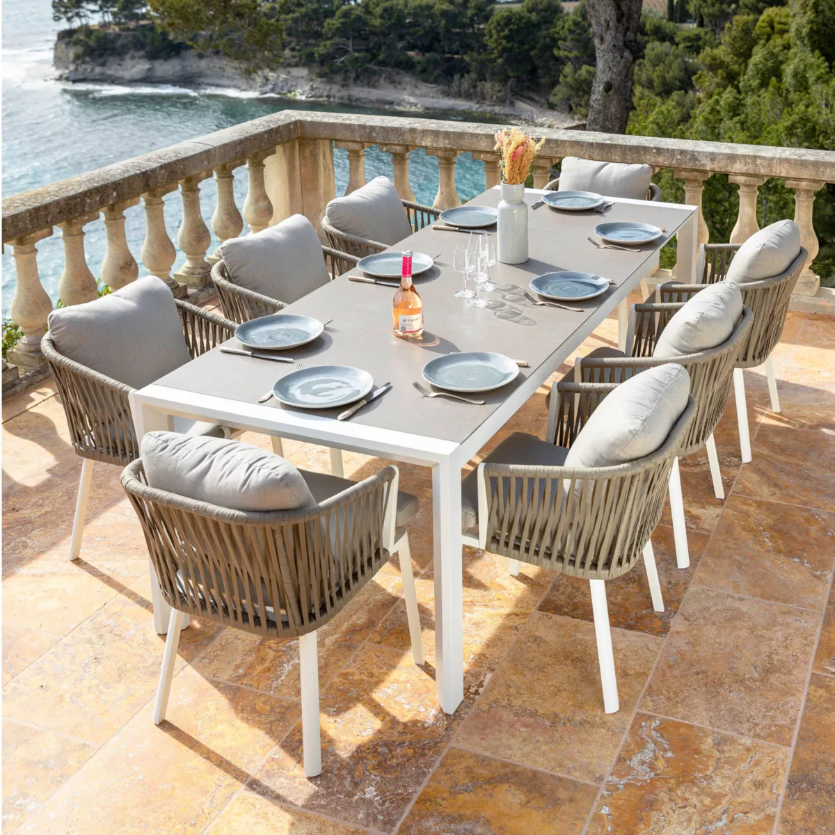 Tavolo da giardino estensibile in alluminio 12 posti (180/240/300 x 96 cm) Amalfi Bianco e tortora