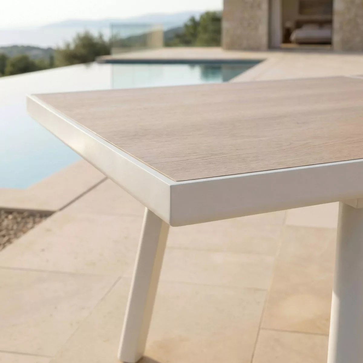 Tavolo da giardino estensibile in alluminio 12 posti (240/300 x 96 cm) Amalfi Bianco e legno