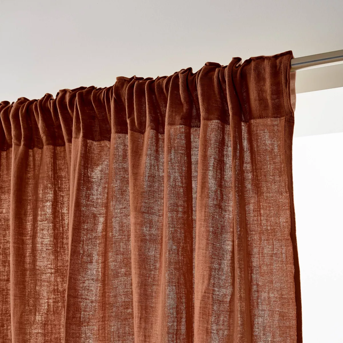 Gardin i bomuldsgaze med rynkebånd (140 x 240 cm) Gaïa Terracotta
