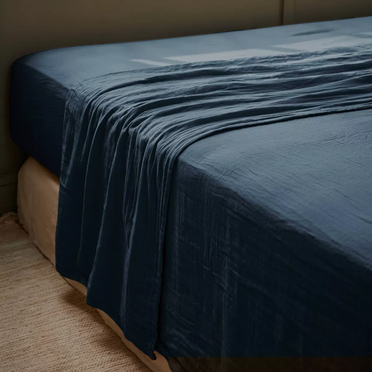 Drap plat gaze de coton (270 cm) Gaïa Bleu nuit 1