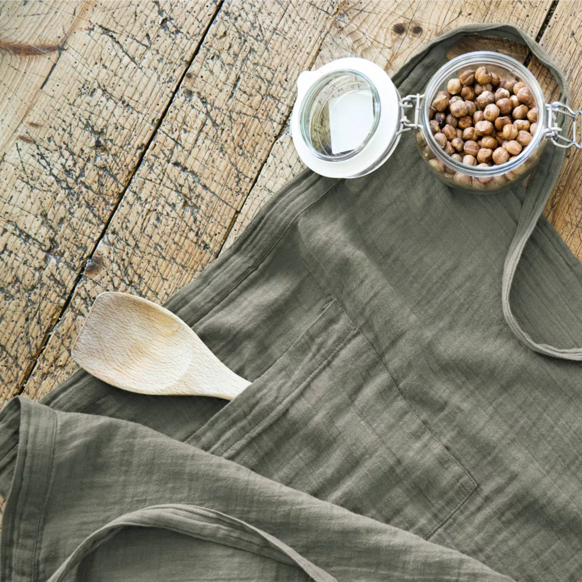 Tablier avec poches gaze de coton Gaïa Vert romarin