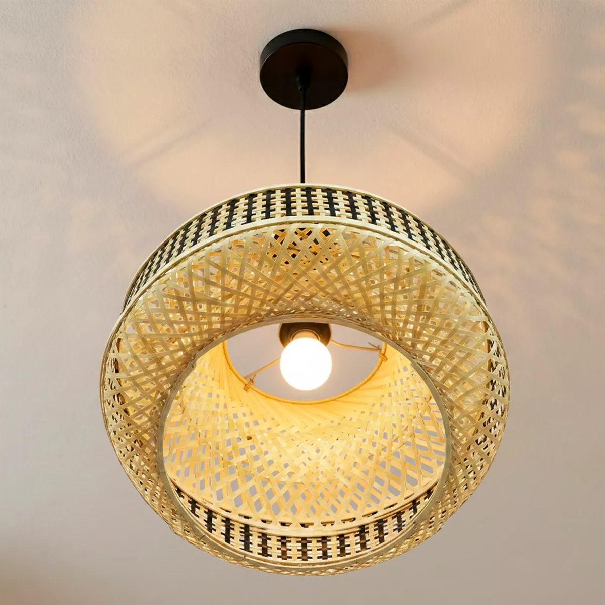 Sospensione luminosa in bambù (D45 cm) Nero e naturale