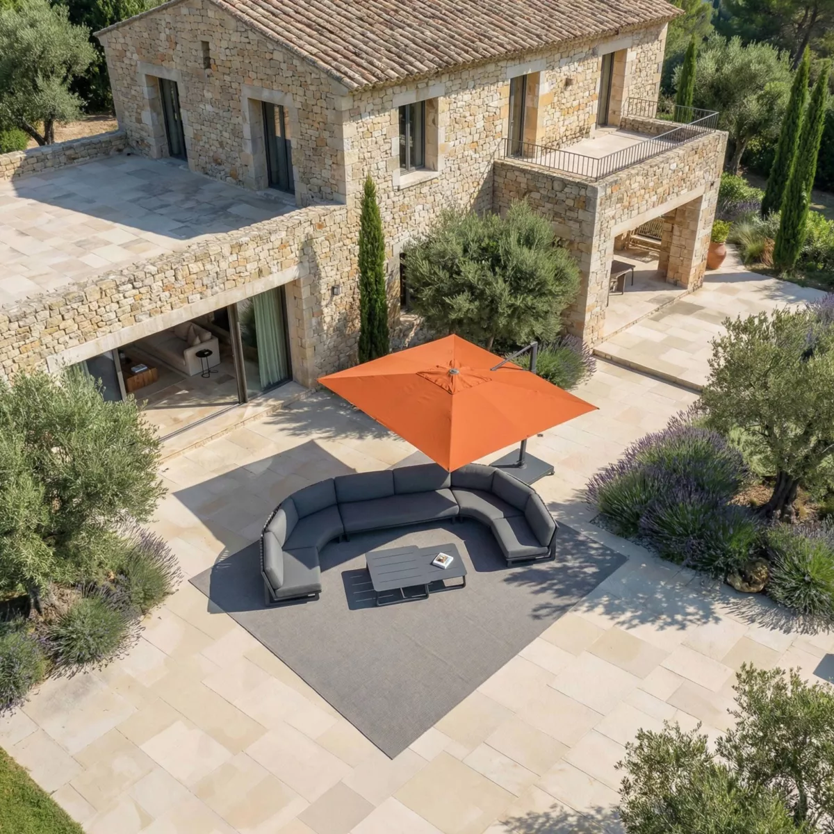 Parasol déporté carré aluminium avec pied (3 x 3 m) Elyra Anthracite et Terracotta