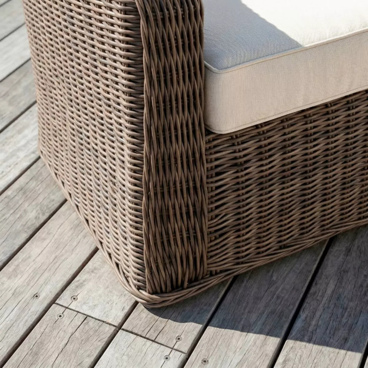 Divano da giardino in resina intrecciata 2 posti Calvi Seppia e beige