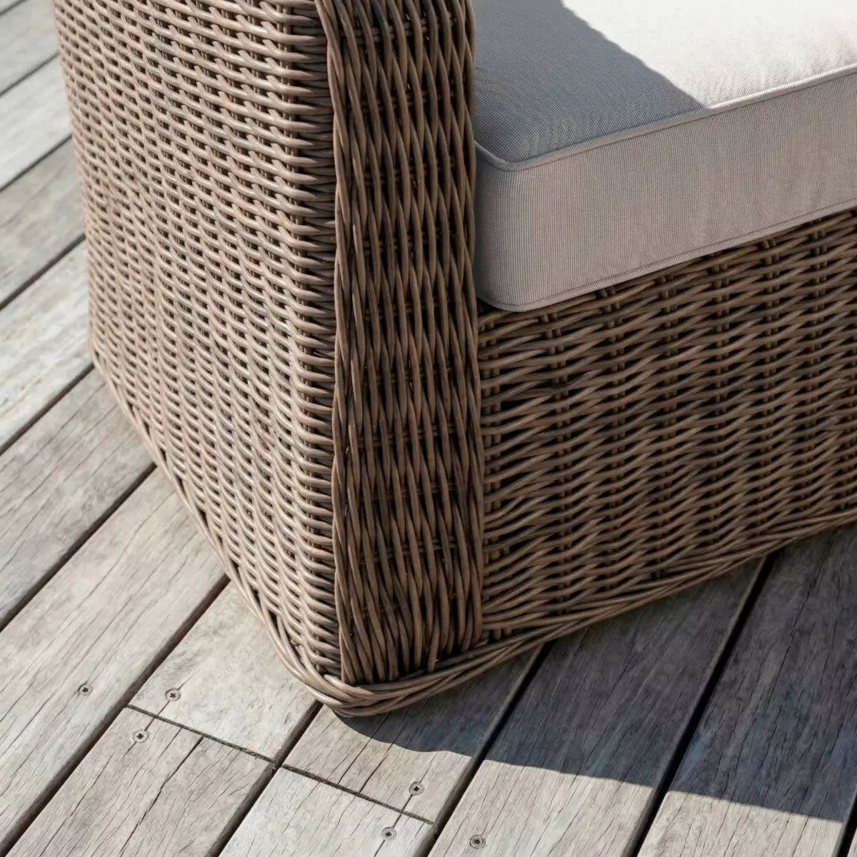 Conjunto de jardín de resina trenzada 5 plazas 4 pzas Calvi Sepia y topo